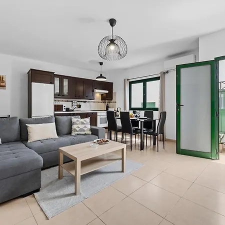 Home2book Charming Tinajo, Wifi Apartman *