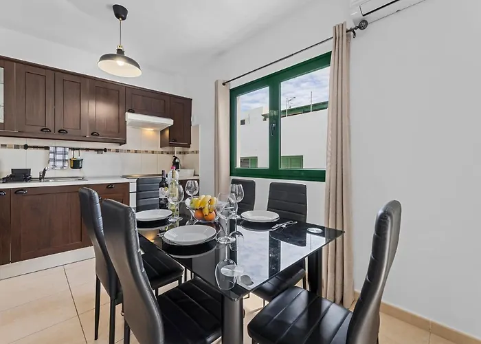 Home2book Charming Tinajo, Wifi Apartamento La Santa