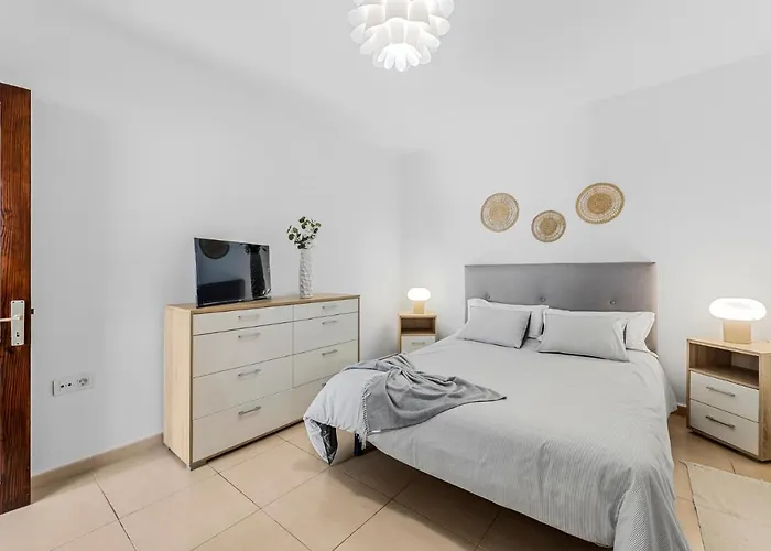 Home2book Charming Tinajo, Wifi La Santa